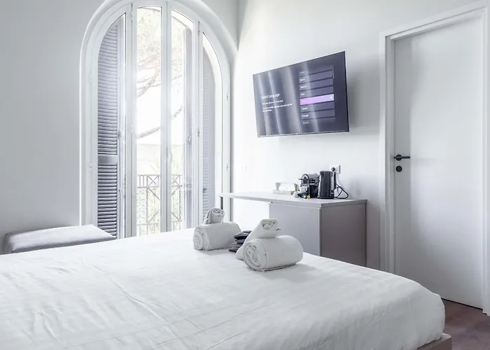 Luxury King With Balcony Near Vatican - View By Quinto Piano Rom